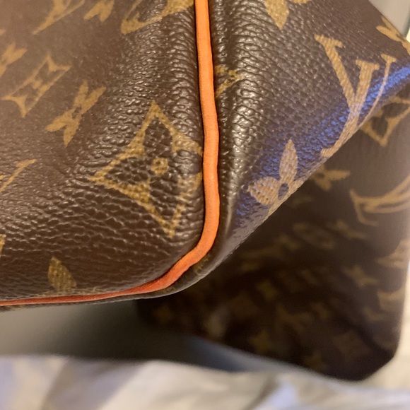 Louis Vuitton Speedy 30 - Picture 8 of 12